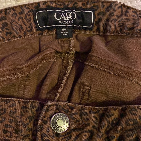 Woman’s jeans cheetah print size 18w - Picture 4 of 4